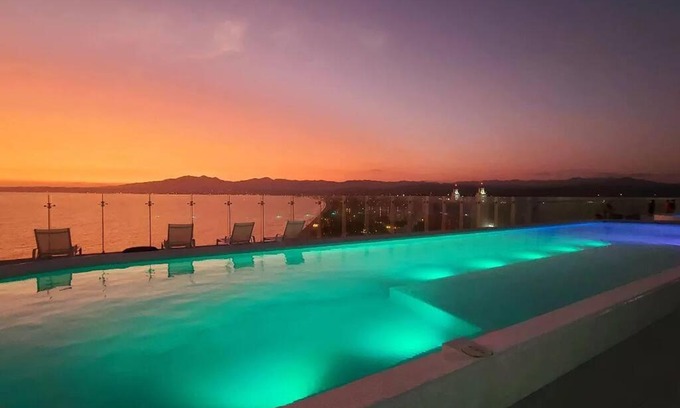 Flamingos Apartment | Luxury 2 bedroom beach front at Nuevo Vallarta