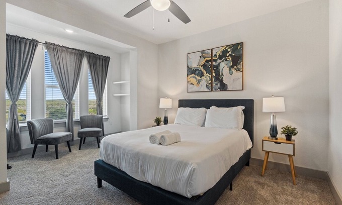 Stony Ridge North Apartment | Luxury 2BD/2BA Next to Airport 8439