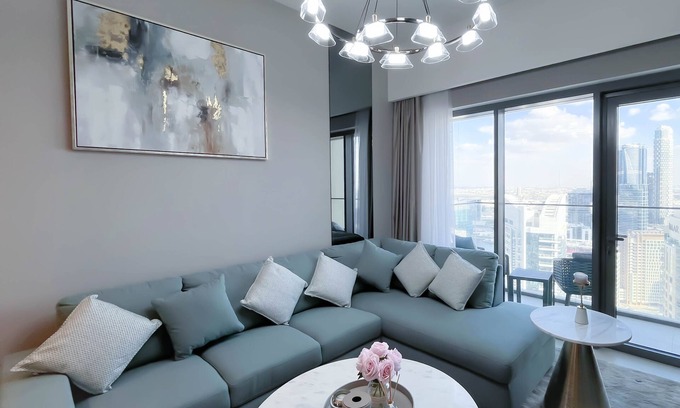 Downtown Dubai Apartment | Luxury 2Bed Balcony City View DAILY CLEAN included