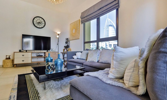 Umm Suqeim 3 Apartment | Luxury 2BR Apartment with Burj Al Arab View – Lamtara 3, MJL