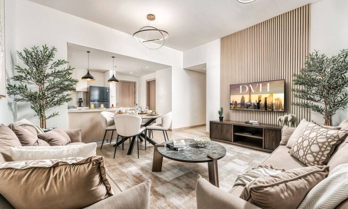 Abu Dhabi Apartment | Luxury 2BR, Yas Island by Ferrari World & Yas Mall
