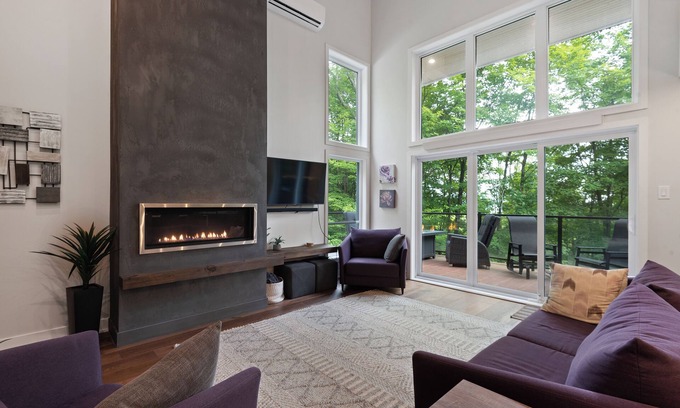 Bromont Condo | Luxury 3-bdrm condo in Bromont (P5) in quiet area with EV parking