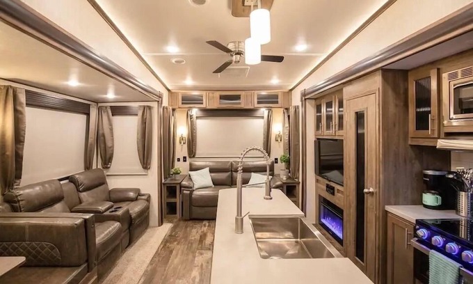 Nipomo House | Luxury 3-Bedroom 42' Home on Wheels with Bunk Room & Loft