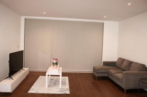 Eltham West Apartment | Luxury 3BR apr Central London