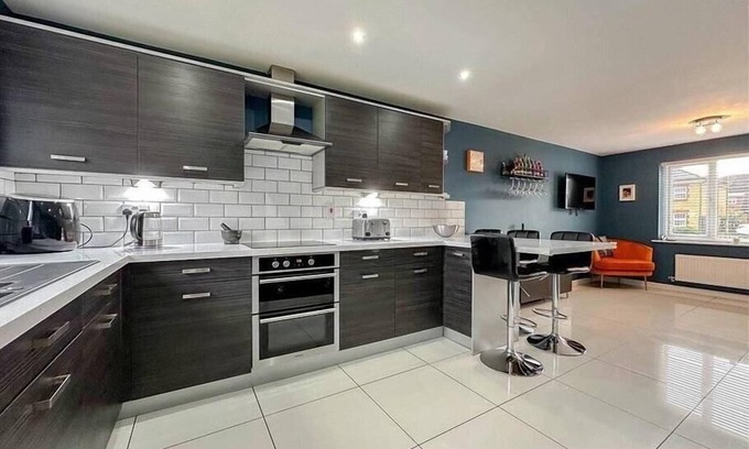 Stockton-on-Tees House | Luxury 4 Bedroom Detached Home