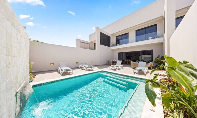 Malmok Villa | Luxury 4BR/4BA Villa w/Pool & Walk to Beach at Boca Catalina 5 by Bocobay