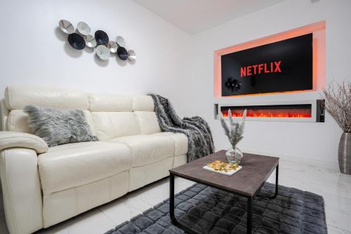 Manchester House | Luxury 5 bed room Near Etihad and Coop Live