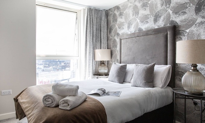 Belfast Central District Condo | Luxury 5* Heart of The City, Fabulous Views