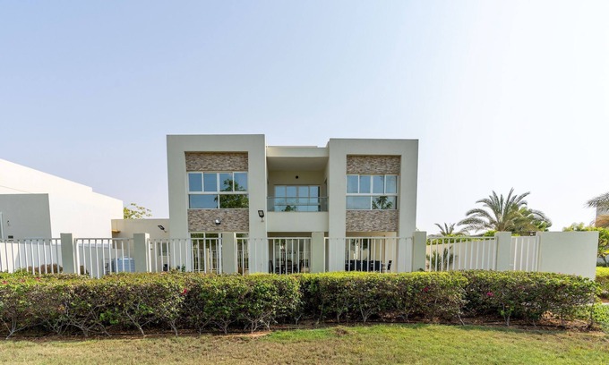 Mina Al Arab Villa | Luxury 5B Villa Private Garden in Ras Al Khaimah