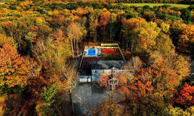 Tunkhannock Township House | Luxury 6BR Mountain Mansion w/Hot Tub & Fire Pit