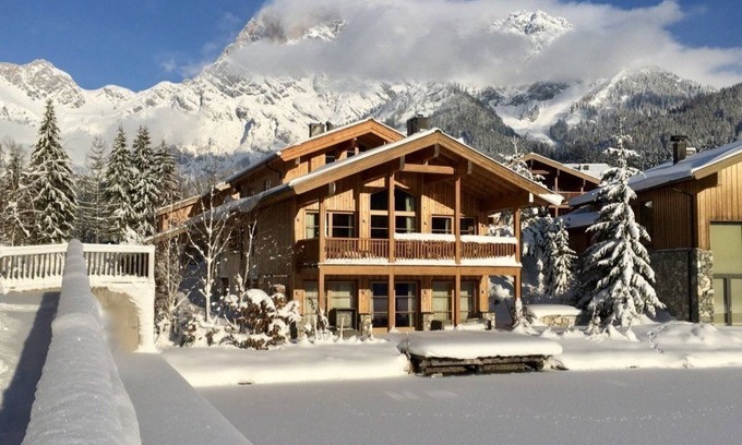Hinterthal Ski Chalet | Luxury accommodation and breathtaking nature in perfect alpine harmony