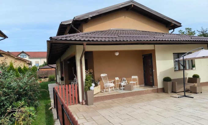 Cluj-Napoca House | Luxury Airport Retreat