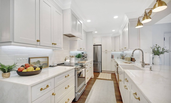Totterdale House | Luxury and Relaxation - Secure your summer escape now in East Delray Beach.