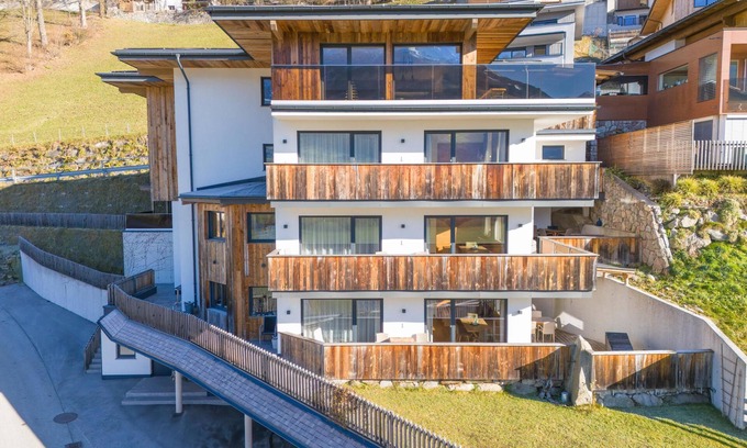 Helfenstein Apartment | Luxury apartment for sports enthusiast