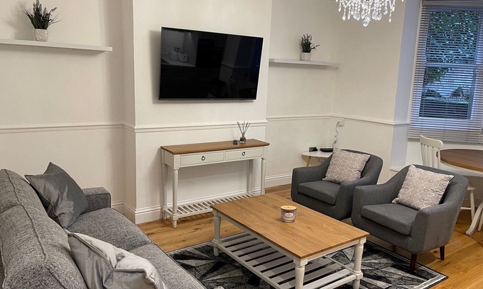 Ripon Apartment | Luxury Apartment in Listed Building - Ripon Centre