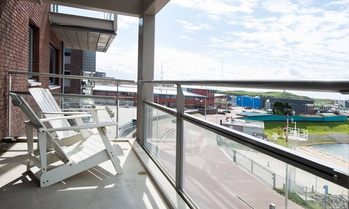 Vissershaven Apartment | Luxury Apartment in Scheveningen Harbor