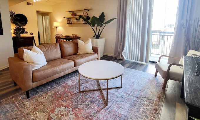 North Burnet Apartment | Luxury apartment in the Domain