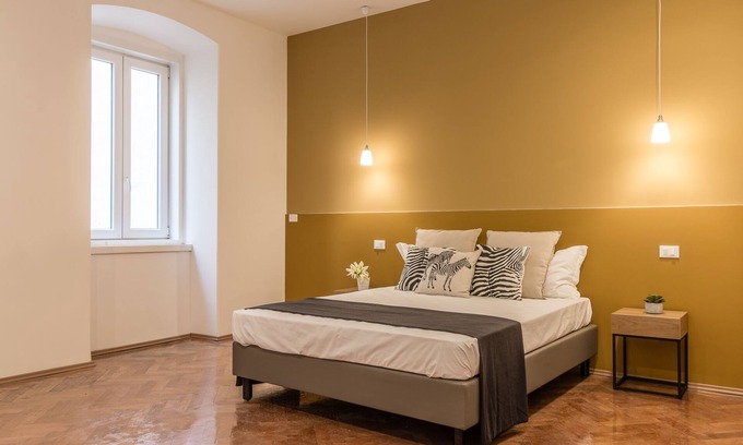 Trieste City Centre Apartment | Luxury Apartment Near Central Station of Trieste