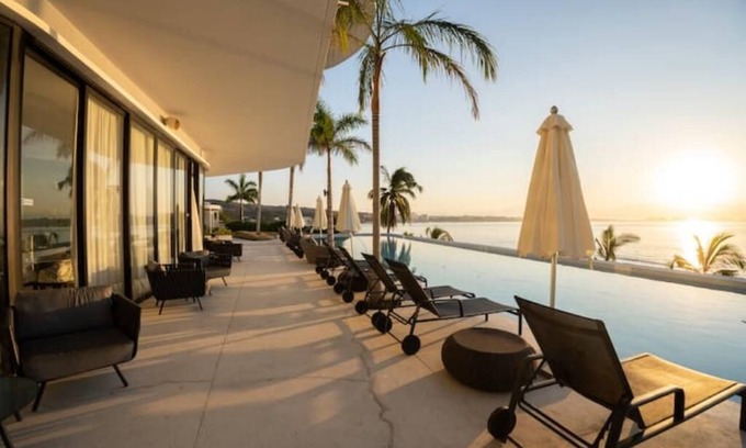 La Puntilla Condo | Luxury Beachfront Apartment Tizate