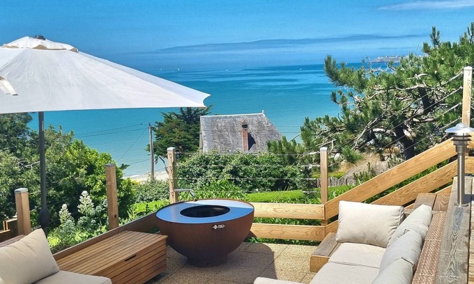 Saint-Pair-sur-Mer Villa | Luxury Beachfront Villa With Private Pool and Ocean View