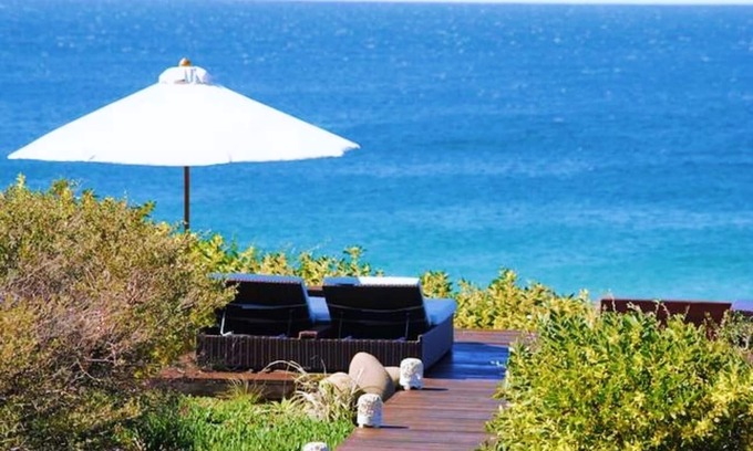Culburra Beach House | Luxury Beachfront house with breathtaking views