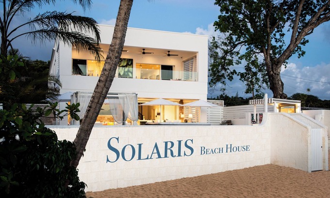 Reeds Bay Villa | Luxury Beachfront Villa - Cook & Housekeeper included