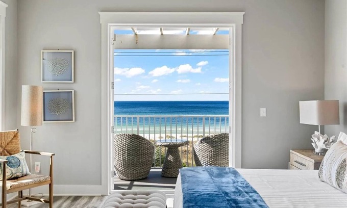 Bid-a-wee Beach House | Luxury Breeze - Luxury Home with Private Pool & Private Beach!