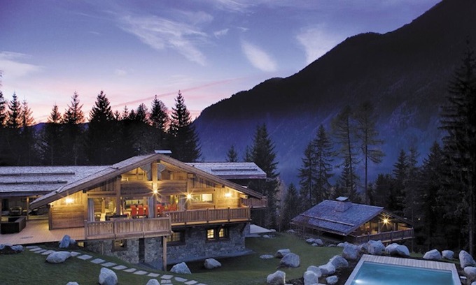 Les Bossons Ski Chalet | Luxury chalet with spa cinema and pool - by feelluxuryholidays