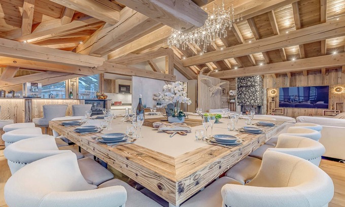 Les Almes Ski Chalet | Luxury Chalet with Sauna, Jacuzzi & Game Room in Tignes - Accommodates 16