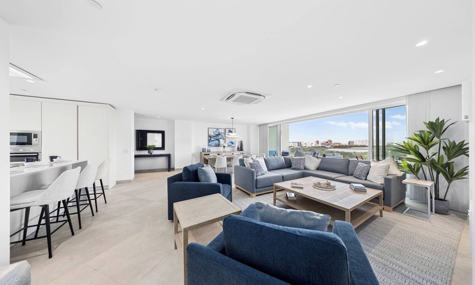 Aruba Condo | Luxury Coastal Condo with Panoramic Views of Aruba