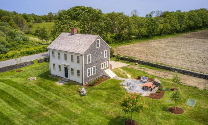 Tiverton Other | Luxury Coastal Farmhouse Steps from the BeachnEntire HousenSleeps 6