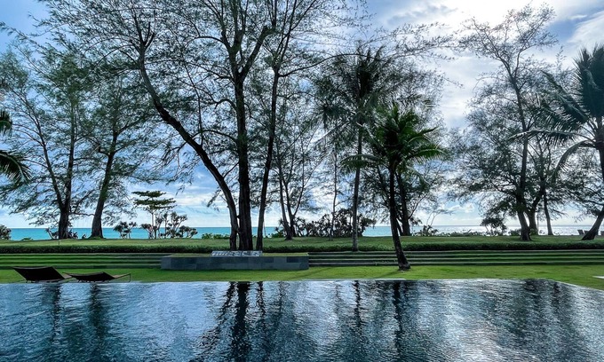 Mai Khao Apartment | Luxury Condo - 2 Bedroom - Direct Pool & Beach Access