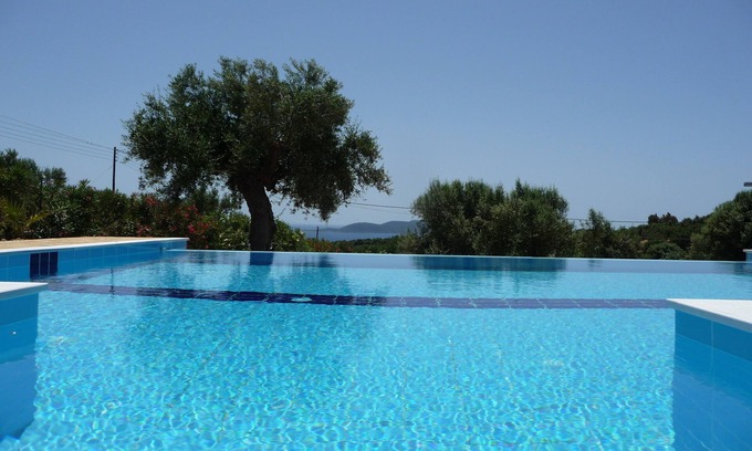 Pylos-Nestoras Villa | Luxury country villa with pool and sea and the offshore islands