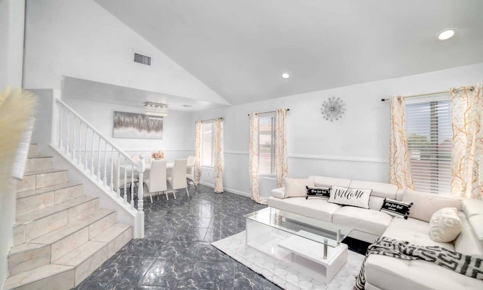 North Las Vegas House | Luxury, cozy, clean home in a private neighborhood