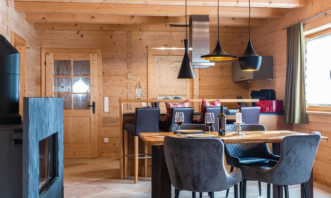 Ruhpolding Apartment | Luxury design chalet category 1, 105sqm, 2 separate bedrooms, Swiss stone pine furniture