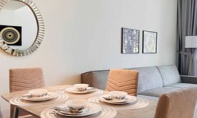 Dubai House | Luxury Dubai 2 BR Apt. with Gym, Parking & Pool