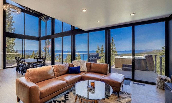 Zephyr Cove Villa | Luxury Estate | Hot Tub & Lake Views | Sleeps 8