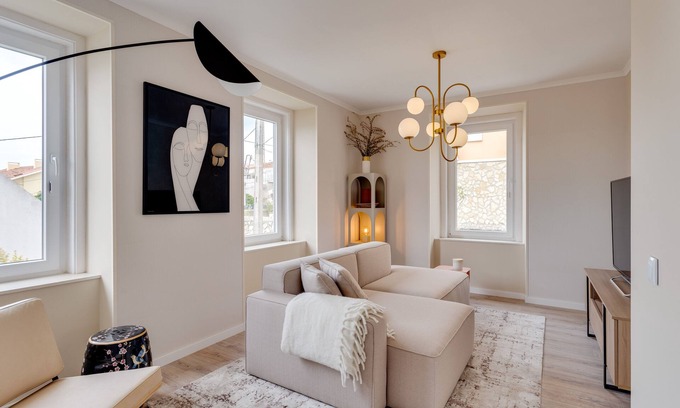 Estoril Villa | Luxury Estoril 3 bedroom Villa, 450m to the beach
