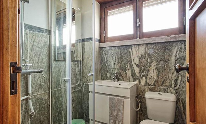 Alfama Apartment | Luxury for 30 guests With Frontal River View and 442 m2!