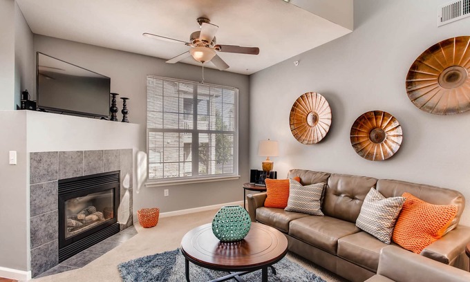 Englewood Condo | LUXURY FURNISHED CONDO NEAR DTC, DISH NETWORK & STARZ CORPORATE, & CENT AIRPORT