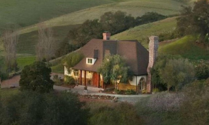 San Luis Obispo House | Luxury home on 400 Acre Ranch