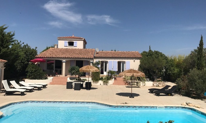 Carnoux-en-Provence House | Luxury house with large heated pool in spacious property, 10 min from the sea