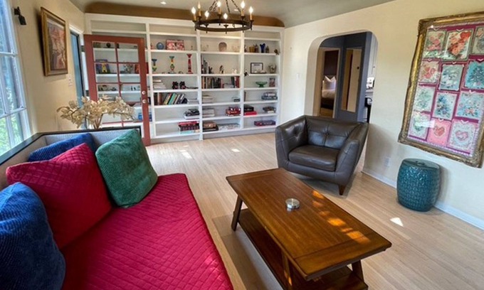 Lamanda Park House | Luxury Huntington Gardens Home