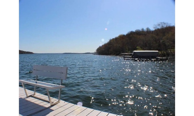 Green Lake House | Luxury Lakefront Home, Great for Families/Groups