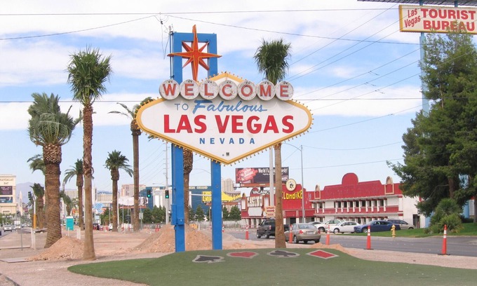 Las Vegas Condo | Luxury Las Vegas condo (3 bedroom 2 bath deluxe) - near strip