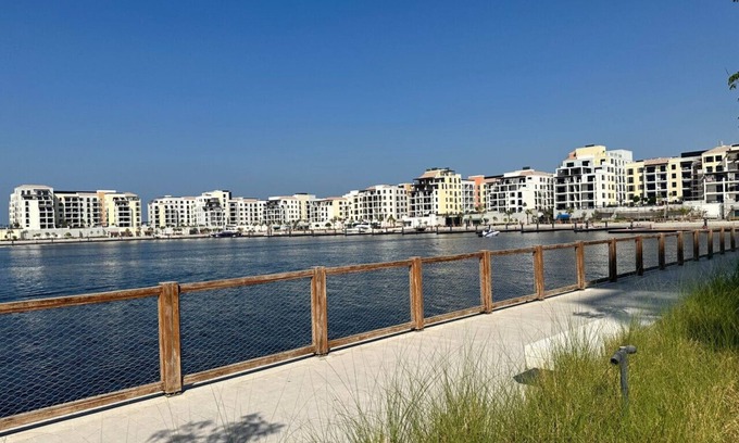 Dubai Apartment | Luxury lifestyle at La Sirène, Port de la Mer, Jumeirah 1 | 1 Bed | Sleeps 4