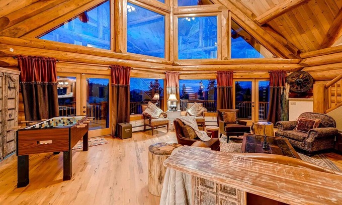 Black Hawk Cabin | Luxury Log Black Hawk Retreat w/ Private Hot Tub!