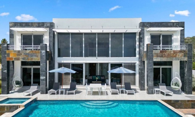Alto Vista Villa | Luxury Mansion with View at Casa Altamira by Bocobay