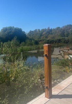 Moffat Resort | Luxury mini lodge with lakeside views