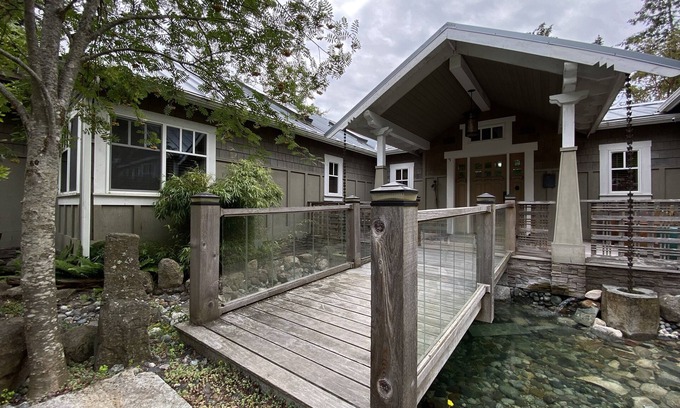 Friday Harbor House | Luxury Mitchell Bay Hideaway - Escape to this 4,000 sq ft retreat with Hot Tub!
